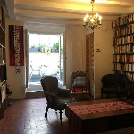 Apartment Maison Angevine - Calme Et Chaleureuse Angers